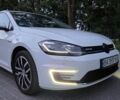Белый Фольксваген e-Golf, объемом двигателя 0 л и пробегом 105 тыс. км за 15000 $, фото 1 на Automoto.ua