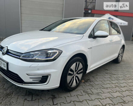 Білий Фольксваген e-Golf, об'ємом двигуна 0 л та пробігом 36 тис. км за 18270 $, фото 20 на Automoto.ua