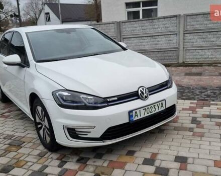 Белый Фольксваген e-Golf, объемом двигателя 0 л и пробегом 63 тыс. км за 13200 $, фото 1 на Automoto.ua