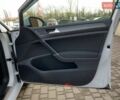 Белый Фольксваген e-Golf, объемом двигателя 0 л и пробегом 73 тыс. км за 13955 $, фото 31 на Automoto.ua