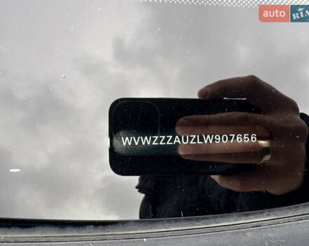 Белый Фольксваген e-Golf, объемом двигателя 0 л и пробегом 98 тыс. км за 16450 $, фото 33 на Automoto.ua