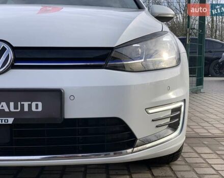 Белый Фольксваген e-Golf, объемом двигателя 0 л и пробегом 73 тыс. км за 13955 $, фото 6 на Automoto.ua
