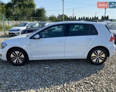 Белый Фольксваген e-Golf, объемом двигателя 0 л и пробегом 36 тыс. км за 14900 $, фото 4 на Automoto.ua