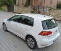 Белый Фольксваген e-Golf, объемом двигателя 0 л и пробегом 82 тыс. км за 14700 $, фото 4 на Automoto.ua