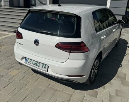 Белый Фольксваген e-Golf, объемом двигателя 0 л и пробегом 79 тыс. км за 15300 $, фото 3 на Automoto.ua