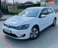 Белый Фольксваген e-Golf, объемом двигателя 0 л и пробегом 63 тыс. км за 13499 $, фото 21 на Automoto.ua