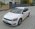 Белый Фольксваген e-Golf, объемом двигателя 0 л и пробегом 82 тыс. км за 14700 $, фото 5 на Automoto.ua