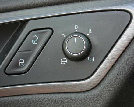 Білий Фольксваген e-Golf, об'ємом двигуна 0 л та пробігом 80 тис. км за 16900 $, фото 53 на Automoto.ua