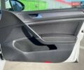Белый Фольксваген e-Golf, объемом двигателя 0 л и пробегом 125 тыс. км за 13500 $, фото 25 на Automoto.ua