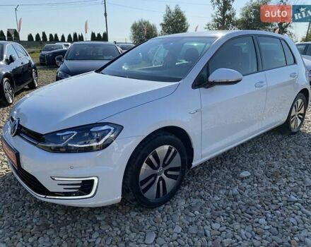 Белый Фольксваген e-Golf, объемом двигателя 0 л и пробегом 36 тыс. км за 14900 $, фото 3 на Automoto.ua
