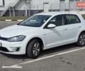 Белый Фольксваген e-Golf, объемом двигателя 0 л и пробегом 96 тыс. км за 14441 $, фото 14 на Automoto.ua