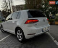 Білий Фольксваген e-Golf, об'ємом двигуна 0 л та пробігом 97 тис. км за 13999 $, фото 11 на Automoto.ua