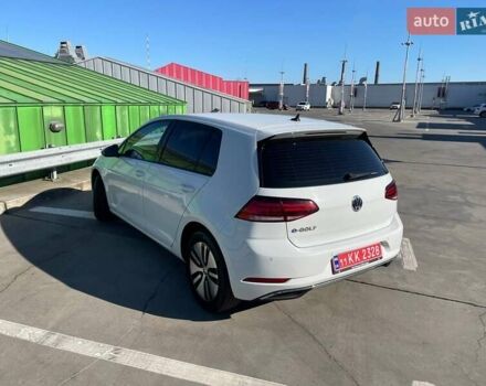 Белый Фольксваген e-Golf, объемом двигателя 0 л и пробегом 125 тыс. км за 13500 $, фото 8 на Automoto.ua