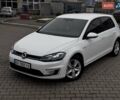 Белый Фольксваген e-Golf, объемом двигателя 0 л и пробегом 71 тыс. км за 12999 $, фото 44 на Automoto.ua