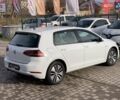 Белый Фольксваген e-Golf, объемом двигателя 0 л и пробегом 73 тыс. км за 13955 $, фото 13 на Automoto.ua