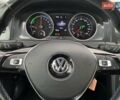 Белый Фольксваген e-Golf, объемом двигателя 0 л и пробегом 32 тыс. км за 14400 $, фото 17 на Automoto.ua