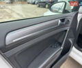 Белый Фольксваген e-Golf, объемом двигателя 0 л и пробегом 98 тыс. км за 16450 $, фото 26 на Automoto.ua