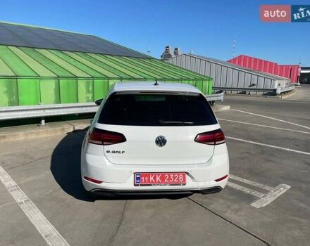 Белый Фольксваген e-Golf, объемом двигателя 0 л и пробегом 125 тыс. км за 13500 $, фото 7 на Automoto.ua