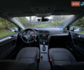Белый Фольксваген e-Golf, объемом двигателя 0 л и пробегом 113 тыс. км за 13700 $, фото 10 на Automoto.ua