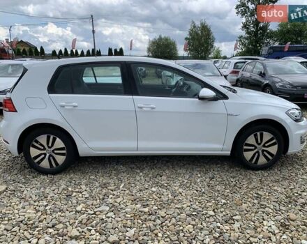 Белый Фольксваген e-Golf, объемом двигателя 0 л и пробегом 32 тыс. км за 14400 $, фото 7 на Automoto.ua