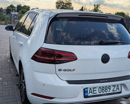 Білий Фольксваген e-Golf, об'ємом двигуна 0 л та пробігом 80 тис. км за 16900 $, фото 47 на Automoto.ua