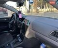 Белый Фольксваген e-Golf, объемом двигателя 0 л и пробегом 70 тыс. км за 13900 $, фото 5 на Automoto.ua