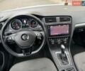 Белый Фольксваген e-Golf, объемом двигателя 0 л и пробегом 20 тыс. км за 16900 $, фото 17 на Automoto.ua