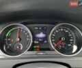 Белый Фольксваген e-Golf, объемом двигателя 0 л и пробегом 32 тыс. км за 14400 $, фото 19 на Automoto.ua