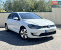 Белый Фольксваген e-Golf, объемом двигателя 0 л и пробегом 46 тыс. км за 15000 $, фото 1 на Automoto.ua
