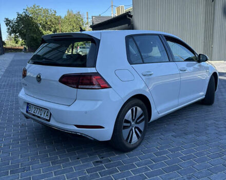 Белый Фольксваген e-Golf, объемом двигателя 0 л и пробегом 24 тыс. км за 15999 $, фото 7 на Automoto.ua