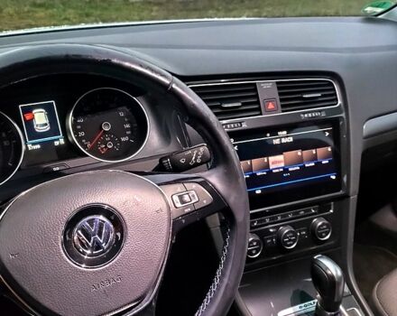 Белый Фольксваген e-Golf, объемом двигателя 0 л и пробегом 38 тыс. км за 14300 $, фото 8 на Automoto.ua