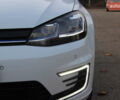 Белый Фольксваген e-Golf, объемом двигателя 0 л и пробегом 69 тыс. км за 13999 $, фото 21 на Automoto.ua