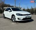 Белый Фольксваген e-Golf, объемом двигателя 0 л и пробегом 103 тыс. км за 13800 $, фото 1 на Automoto.ua