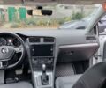 Белый Фольксваген e-Golf, объемом двигателя 0 л и пробегом 63 тыс. км за 13200 $, фото 12 на Automoto.ua