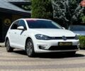 Белый Фольксваген e-Golf, объемом двигателя 0 л и пробегом 66 тыс. км за 14800 $, фото 1 на Automoto.ua