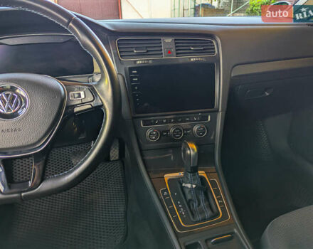 Білий Фольксваген e-Golf, об'ємом двигуна 0 л та пробігом 80 тис. км за 16900 $, фото 28 на Automoto.ua