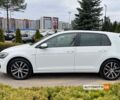 Белый Фольксваген e-Golf, объемом двигателя 36 л и пробегом 41 тыс. км за 21150 $, фото 3 на Automoto.ua