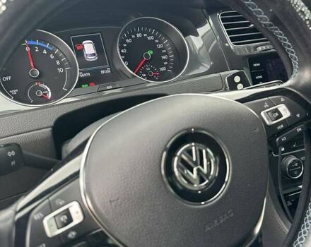 Белый Фольксваген e-Golf, объемом двигателя 0 л и пробегом 67 тыс. км за 13900 $, фото 6 на Automoto.ua