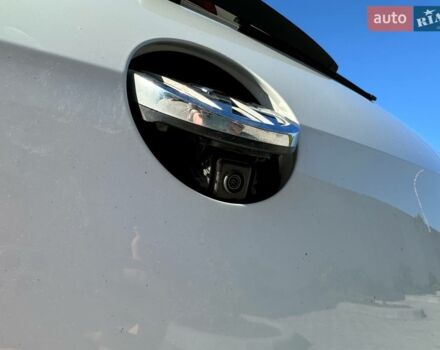 Белый Фольксваген e-Golf, объемом двигателя 0 л и пробегом 40 тыс. км за 19200 $, фото 11 на Automoto.ua