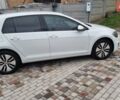 Белый Фольксваген e-Golf, объемом двигателя 0 л и пробегом 97 тыс. км за 13600 $, фото 3 на Automoto.ua