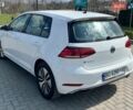 Белый Фольксваген e-Golf, объемом двигателя 0 л и пробегом 63 тыс. км за 13499 $, фото 17 на Automoto.ua