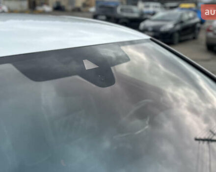 Белый Фольксваген e-Golf, объемом двигателя 0 л и пробегом 98 тыс. км за 16450 $, фото 9 на Automoto.ua