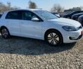 Белый Фольксваген e-Golf, объемом двигателя 0 л и пробегом 27 тыс. км за 17900 $, фото 18 на Automoto.ua