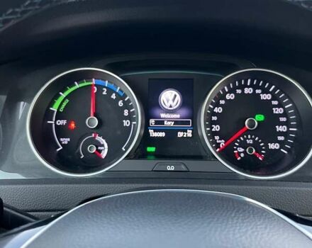 Белый Фольксваген e-Golf, объемом двигателя 0 л и пробегом 138 тыс. км за 11200 $, фото 3 на Automoto.ua