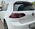 Белый Фольксваген e-Golf, объемом двигателя 0 л и пробегом 20 тыс. км за 18499 $, фото 8 на Automoto.ua