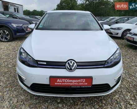 Белый Фольксваген e-Golf, объемом двигателя 0 л и пробегом 32 тыс. км за 14400 $, фото 10 на Automoto.ua