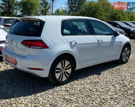 Белый Фольксваген e-Golf, объемом двигателя 0 л и пробегом 22 тыс. км за 14400 $, фото 10 на Automoto.ua