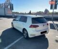 Белый Фольксваген e-Golf, объемом двигателя 0 л и пробегом 124 тыс. км за 13490 $, фото 7 на Automoto.ua