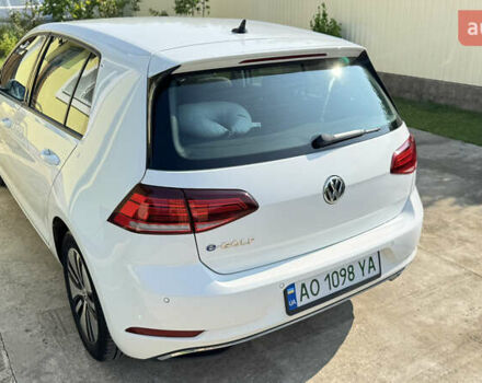 Белый Фольксваген e-Golf, объемом двигателя 0 л и пробегом 73 тыс. км за 17900 $, фото 13 на Automoto.ua