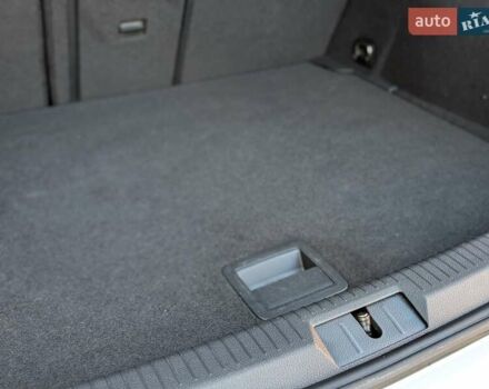 Білий Фольксваген e-Golf, об'ємом двигуна 0 л та пробігом 28 тис. км за 14900 $, фото 26 на Automoto.ua